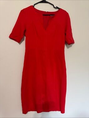 Classic Red Short-Sleeve Sheath Dress